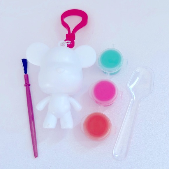 5 pcs Girls/Boys DIY Fun Paint Bear Painting Keychain For Kids! - Picture 2 of 4